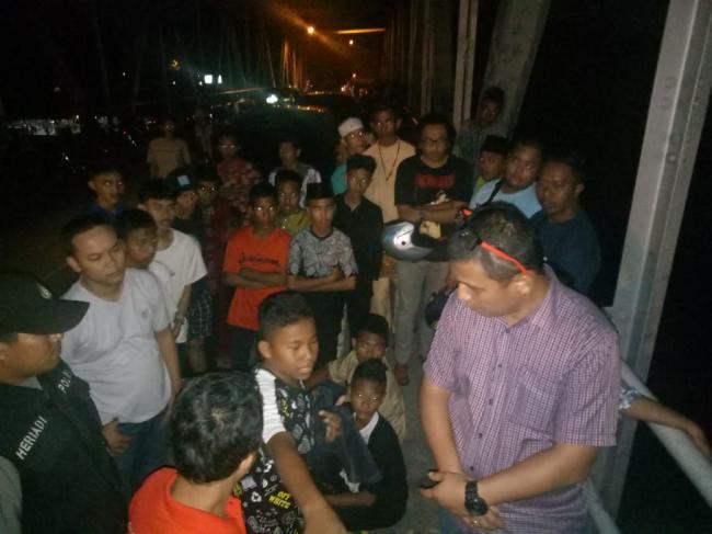 Bambang Hilang Usai Lompat dari Jembatan Nongsa Pura