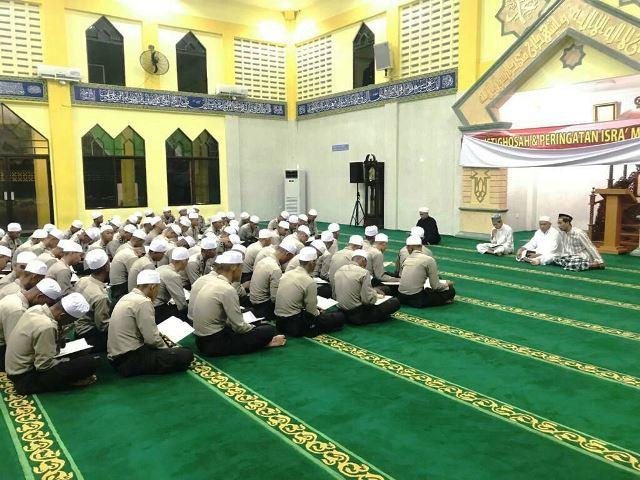 Bintara Muda Polda Kepri Wajib Ngaji 1 Juz Per Hari
