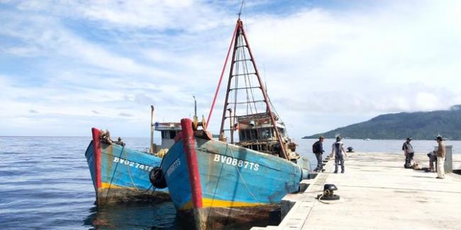 TNI AL Tangkap Dua Kapal Asal Vietnam di Perairan Natuna