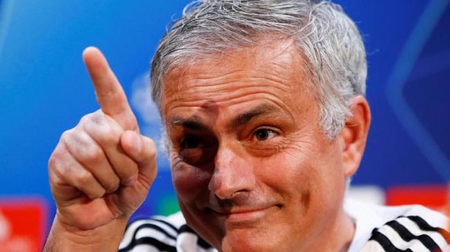 Giggs  Yakin Mourinho Masih Bisa Selamatkan MU