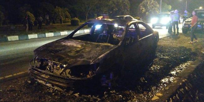 Mobil Irhas Terbakar Saat Jemput Saudara ke Bandara Hang Nadim