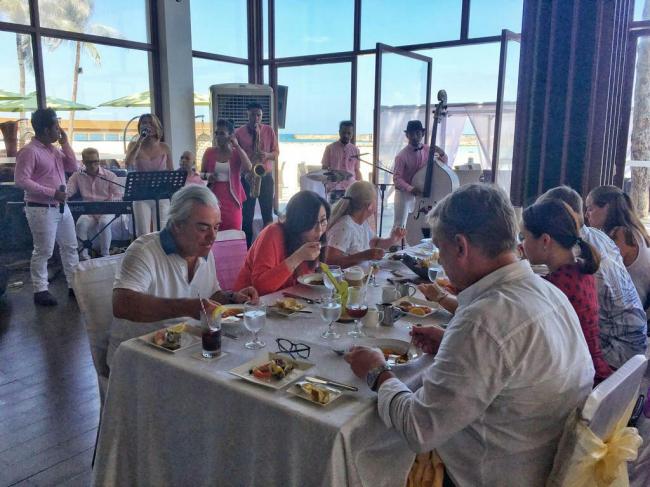 Cicipi Kuliner Sejuta Rasa Diiringi Alunan Jazz di Bintan Lagoon Resort