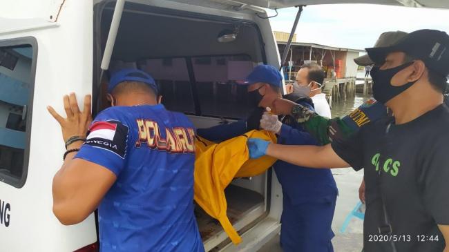Mayat di Pelantar I Tanjungpinang, Polisi Curiga Korban Pembunuhan