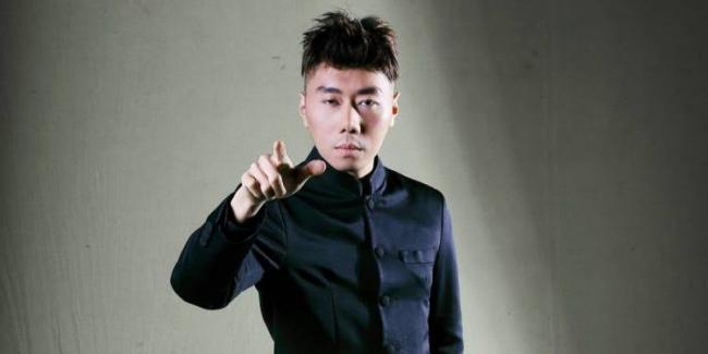Roy Kiyoshi Akui Pernah Ramal Pesawat Jatuh di Akhir Tahun