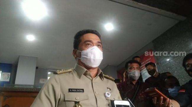 Wagub DKI Riza Patria Postif Corona