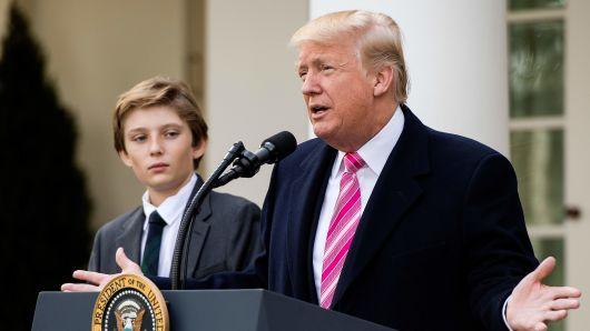 Buku Ini Ramalkan Donald Trump Terjebak di Tengah Perang Nuklir Melawan Korea Utara