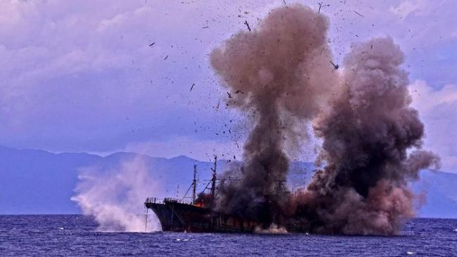 Susi Musnahkan Kapal Maling Ikan, Paling Banyak di Natuna