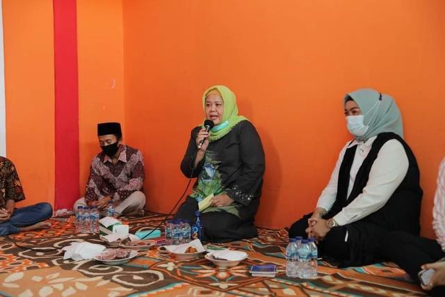 Ogah Beri Angin Surga, Marlin Langsung Ajak Ibu-ibu Bikin UKM Batik Batam