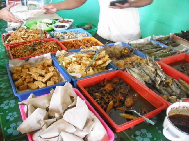 Serunya Menikmati Kuliner di Kuningan Saat Lebaran