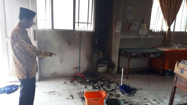 SMK Yaspika Karimun Nyaris Kembali Terbakar