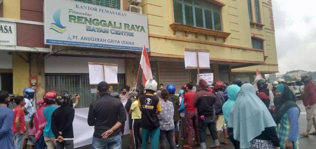 Gegara Banjir, Warga Cipta Asri Geruduk Developer Perumahan Renggali Raya