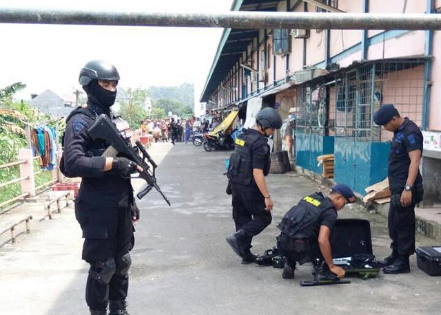 Benda Mirip Bom di Tiban Centre Tidak Meledak
