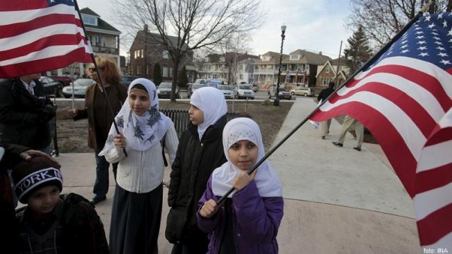 Pendukung Trump Dilaporkan Lecehkan Muslim dan Imigran