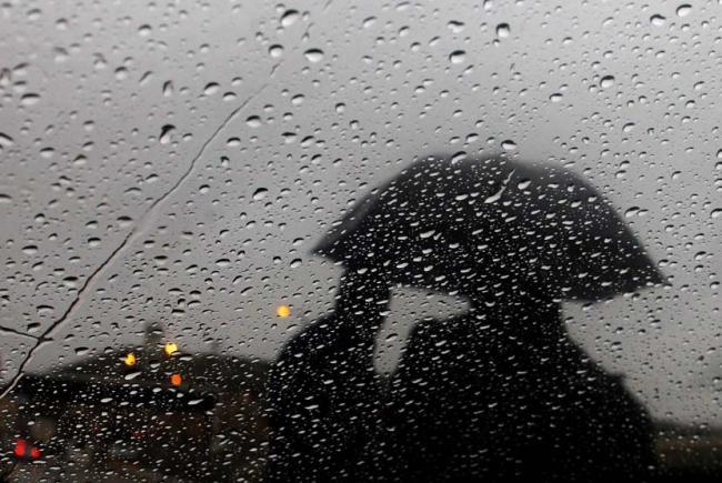 Hujan Deras Guyur Batam, BMKG; Waspada Petir dan Angin Kencang