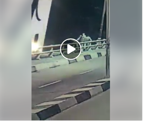 Video: Detik-detik Seorang Pemuda Terjun dari Jembatan Barelang dan Ditemukan Tewas