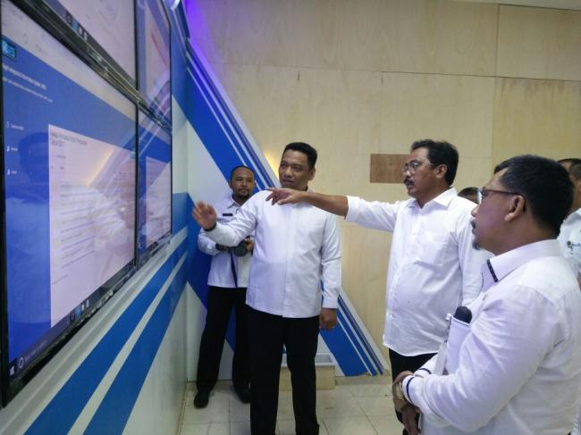 Sidak Dinas Kominfo Kepri, Gubernur Nurdin: Kantornya Keren, Orangnya Ramah