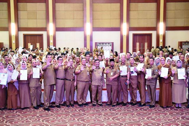 Seluruh Pegawai Pemprov Kepri Teken Pakta Integritas Anti Narkoba