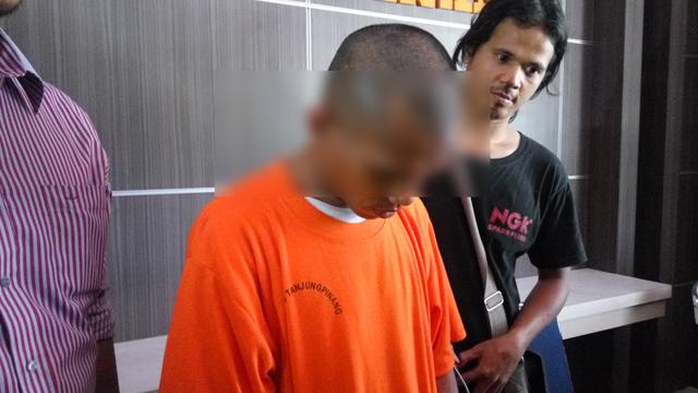 Begini Teknisi Ramayana Gerayangi Teman Kerjanya Hingga Menangis