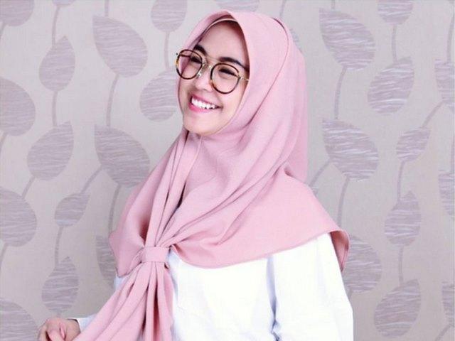 Ria Ricis, Youtuber Batam Berpenghasilan Miliaran