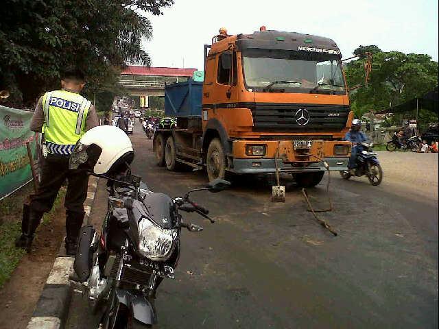   Kasat Lantas Warning Truk dan Kontainer Patuhi Aturan di Dalam Kota
