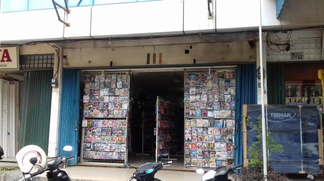 Polisi Cari Pemasok DVD Porno 