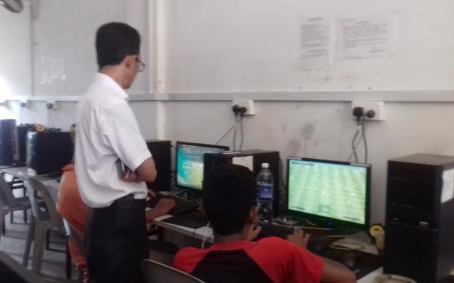 Sidak Warnet, Amsakar Temukan Anak-anak Tidak Sekolah 