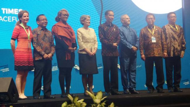 Jokowi Ajak Semua Pihak Perangi Hoax