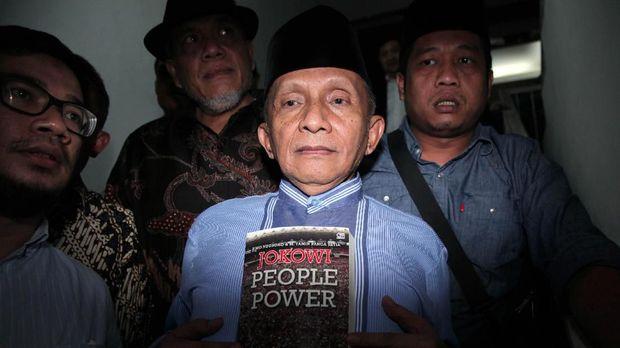 Puji Jokowi, Amien Rais: Yang Lucu Itu Tak Ditawari, Tapi Minta-minta