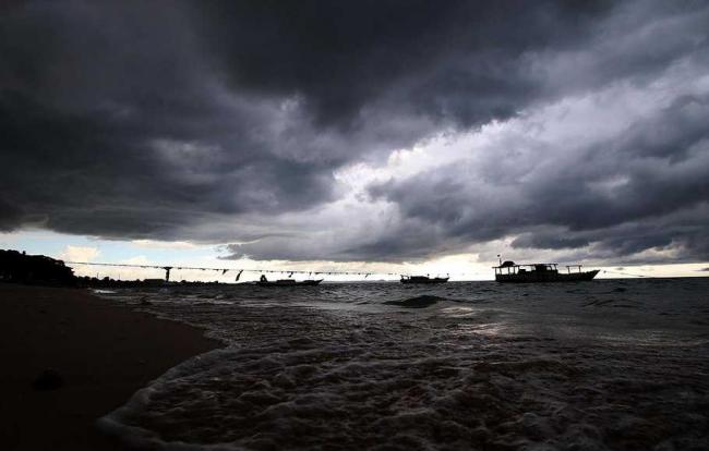 Prakiraan Cuaca Batam Minggu 10 Januari 2021: Waspadai Cuaca Ekstrem