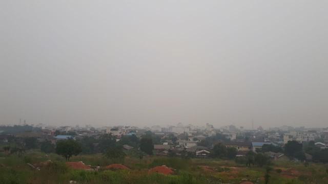 Diselimuti Kabut Asap, Jarak Pandang di Karimun Terbatas