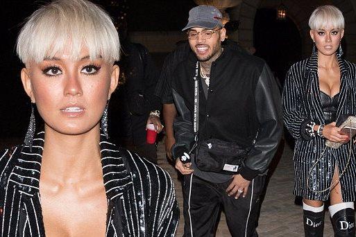 Mesra dengan Mantan Rihanna, Status Pacaran Agnez Dipertanyakan