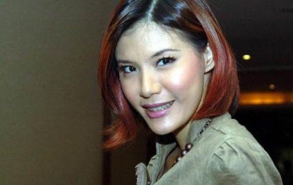 Artis Cantik Ini Tolak Budi Jadi Kapolri
