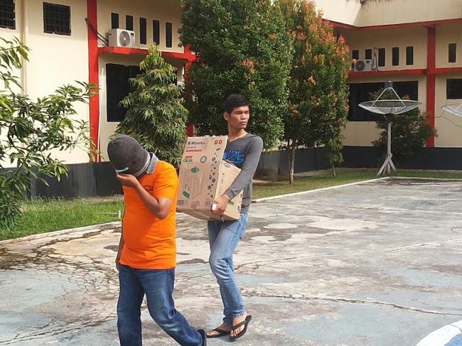 Ketua Komisi II Natuna Ditangkap Polisi, Begini Penampakannya