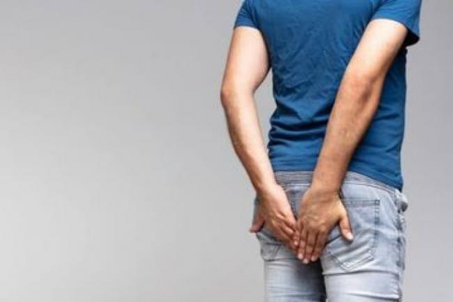 Awas! Menahan Kentut Bisa Sebabkan Sakit Perut Hingga Maag