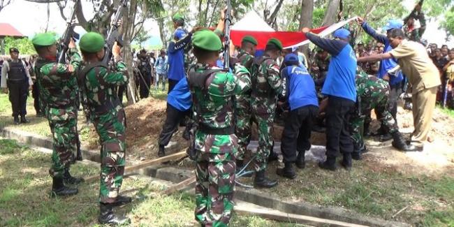Tewas di Papua, Emanuel Diberi Gelar Pahlawan Pembangunan di Bidang Infrastruktur