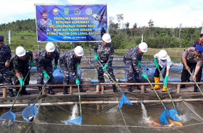 Laksda Yudo Margono: Batam Rujukan Panen Budidaya Ikan Air Tawar