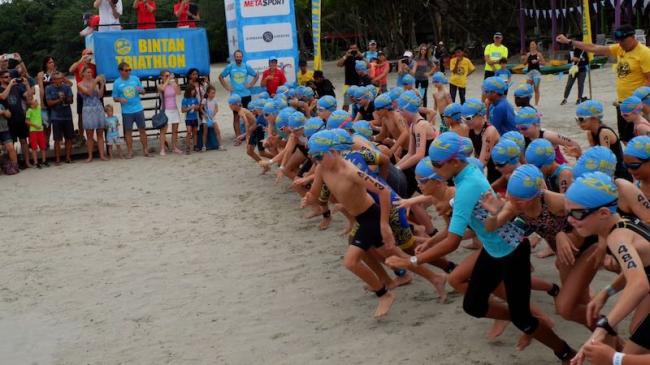 Ratusan Anak Ikut Bintan Triathlon 2018, Begini Keriuhannya