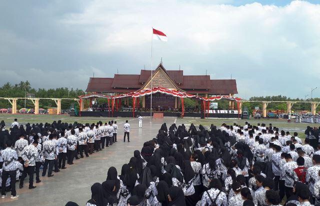 Peringatan HGN di Karimun, Rafiq: Tugas Pendidik Perangi Kebodohan