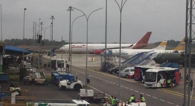 Tiba di Batam, Ratusan WNI dari Wuhan Langsung Dipindahkan ke Hercules