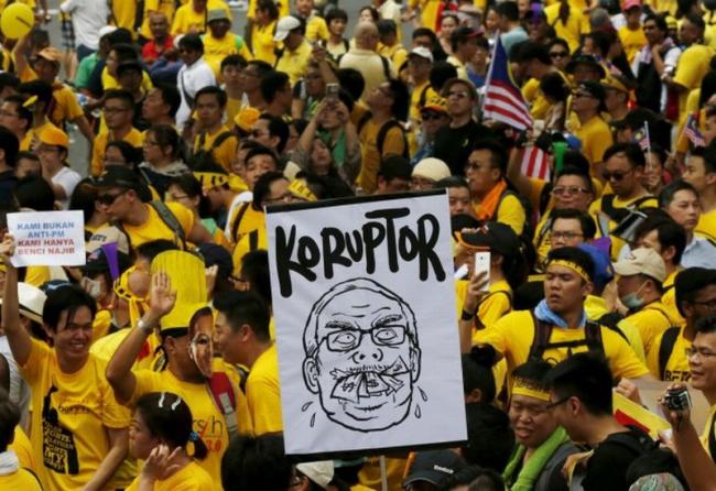 Lecehkan PM Najib, Polisi Malaysia Akan Periksa Mahathir