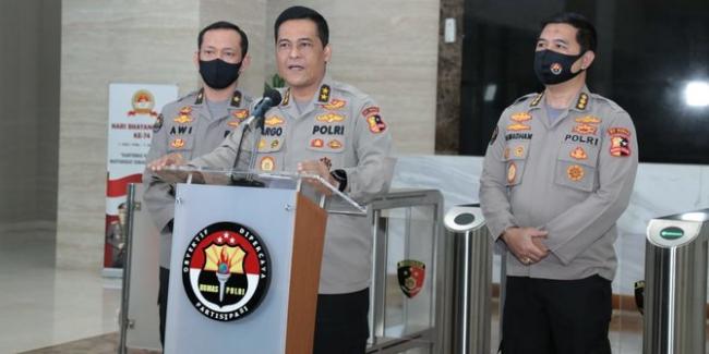 Diduga Terlibat, Polisi Jemput Kepsek SMP 10 Batam