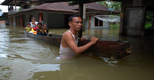 Terparah Sejak Tahun 1980, Banjir di Riau Telan Dua Korban Jiwa