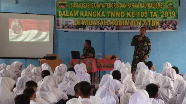 TMMD Karimun Beri Pemahaman Bahaya Paham Radikal ke Kalangan Pelajar
