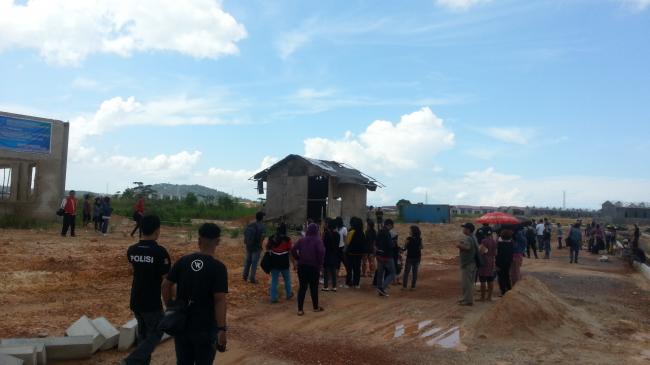 [BREAKINGNEWS] Polisi Gelar Rekonstruksi Pembunuhan Sandra di Marina Sekupang