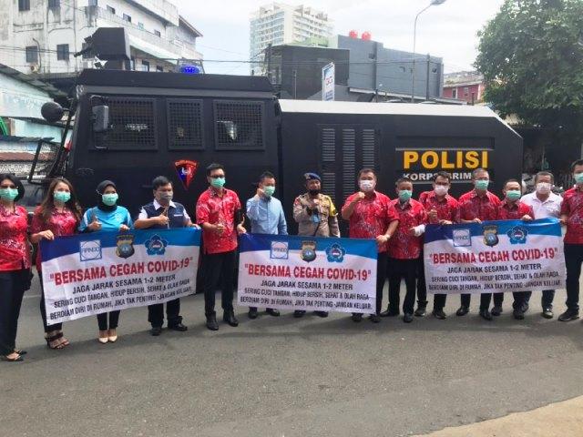 Apindo dan PSMTI Sasar Perkampungan dan Ruang Publik Semprot Disinfektan 