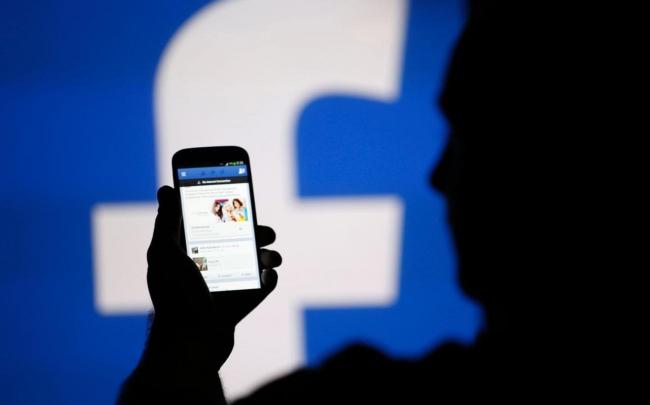 Facebook: Pengguna Indonesia Paling "Hiperaktif"