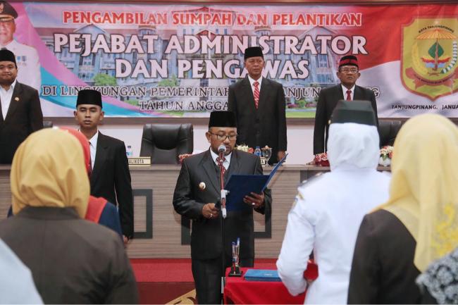 Daftar 26 Pejabat yang Dilantik Lis Darmansyah