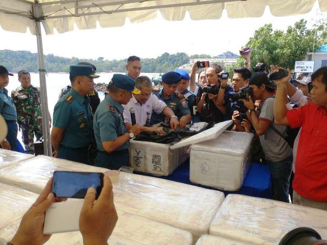 TNI AL Gagalkan Penyelundupan Baby Lobster Bernilai Miliaran