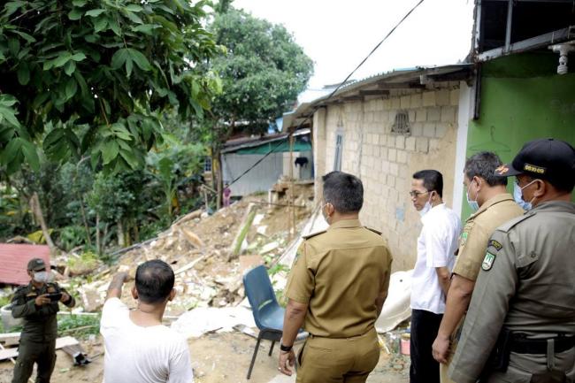 Wawako Amsakar Kunjungi Lokasi Longsor di Sengkuang