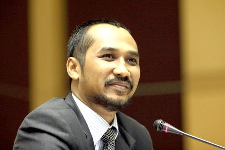 Abraham Samad Dilaporkan ke Polri Menerima Gratifikasi Senjata Api 